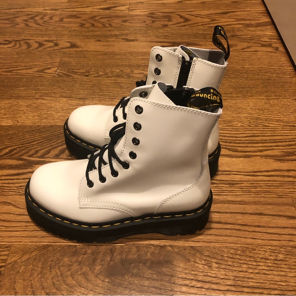 Dr. Marten’s White Jadon Boots - Picture 4 of 7